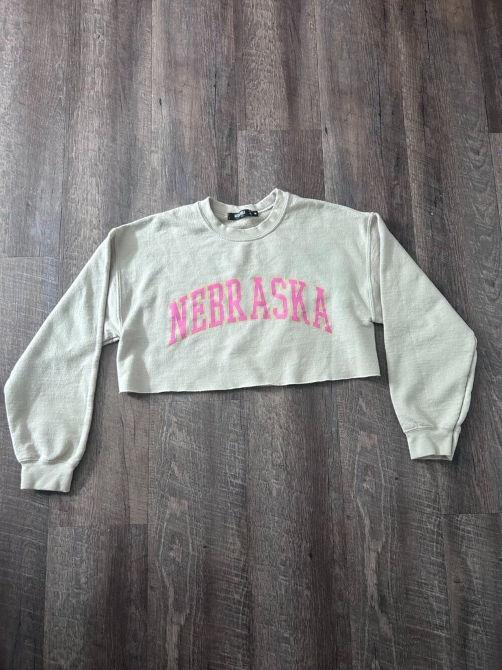 Missguided Nebraska Cropped Sweatshirt Women's Medium Cream